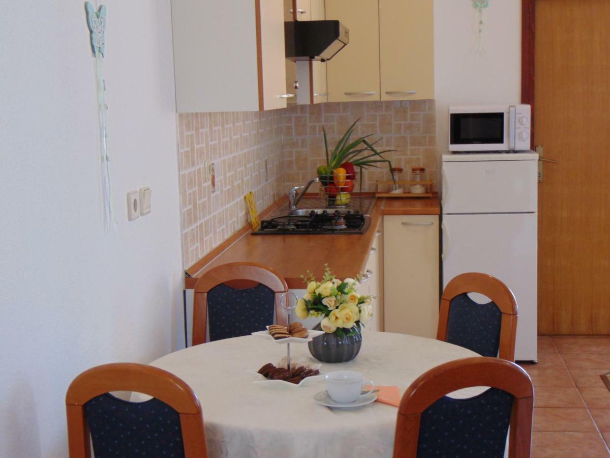 Apartment Mia Malinska Zewnętrze zdjęcie