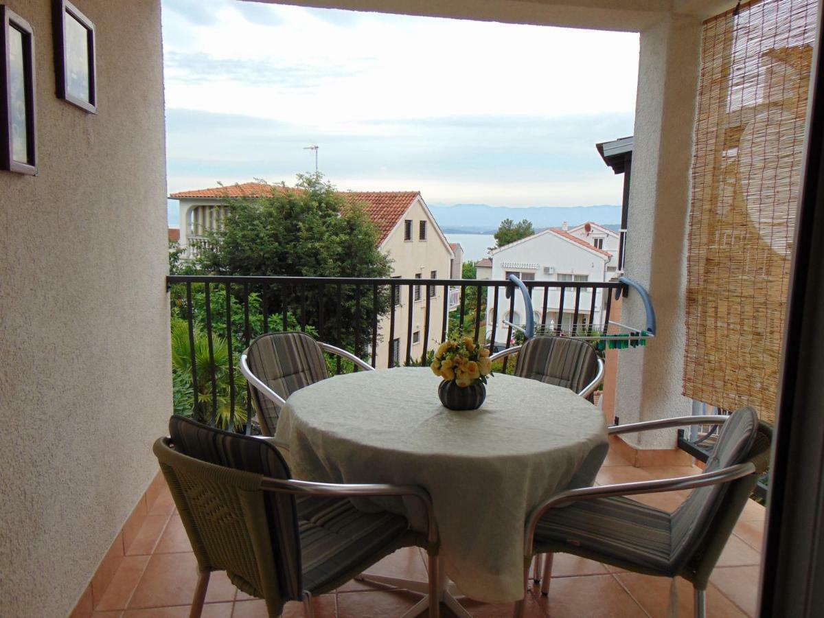 Apartment Mia Malinska Zewnętrze zdjęcie